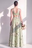 Robe longue de demoiselle d’honneur en satin vert sauge à col en V à col long avec fente