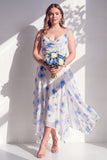 Robe de demoiselle d’honneur à col à col à capuchon en ligne florale verte