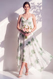 Robe de demoiselle d’honneur à col à col à capuchon en ligne florale verte
