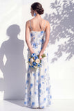 Robe de demoiselle d’honneur à col à capuche à volants fleuris bleus