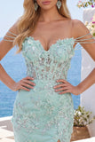 Robe de rentrée à la maison avec corset à épaules dénudés menthe et corset bodycon appliqué