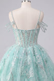 Robe de balles à la maison en train de sortir A-Line menthe à la menthe, corset fleuri perlés et perles