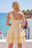 Corset jaune beurre à une épaule robe florale de la rentrée à la maison