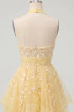 Robe de rentrée florale à col nu jaune beurre à col nu