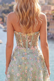 Robe de rentrée à la maison Green Sweetheart Corset transparente Ligne A avec appliques