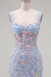 Robe de rentrée à la maison avec corset transparent bleu transparente, fleur plissée et applique, avec fente