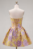 Robe de fin d’année jaune à ongles à fronçages