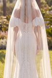 Robe de mariée bohème en dentelle florale en dentelle blanche avec voiles