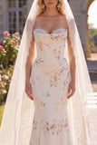 Robe de mariée de plage avec traînes de sirène en fleur rouge blanche et sirène avec voiles