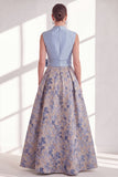 Robe longue marme de la mariée bleue à col en V à col en V avec un nœud