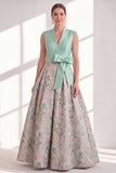 Robe longue marme de la mariée bleue à col en V à col en V avec un nœud