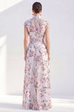 Robe blanche longue à fleurs en forme de maman de la mariée avec ceinture