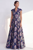 Robe longue de la mère de la mariée à longues manches en A-Line fleur en V et longueur marine
