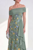 Robe longue de mère de la mariée verte à fourreau large à épaules dénudée