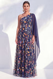 Robe longue longue de la mariée bleue à une épaule fleurie avec cape latérale