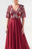 Robe longue longue mère de la mariée en chiffon vert à col en V et longueur de la mariée avec perles