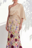 Robe longue mère de la mariée à fleurs lilas à une épaule avec manches de cape