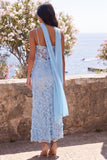 Robe midi fleurie midi appliquée à bretelles de sirène bleue avec écharpe à col