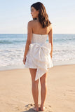 Robe mini en dentelle ivoire A Stripless avec perles
