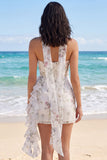 Petite robe blanche bodycon moulante à fleurs à volants sans bretelles