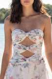 Robe blanche Petite Blanche Bustier Bustless à Coupe Florale