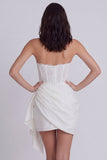 Petite robe blanche en dentelle bodycon corset sans bustier