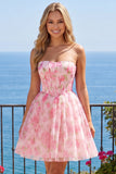 Corset sans bretelles Une robe de bal rose rose à la maison