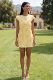 Robe bodycon jaune à col rond avec fleurs 3D