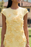 Robe bodycon jaune à col rond avec fleurs 3D