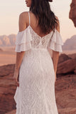 Robe de mariée bohème à volants en dentelle et ivoire à large épaule