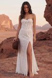 Robe de mariée Bohème, traîne en dentelle et ivoire sans bretelles