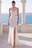 Robe de mariée en dentelle ivoire découpée par sirène avec fente