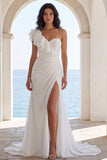 Robe de mariée de plage à volants avec traîne de sirène ivoire froncée et fente