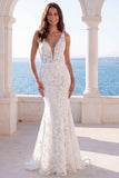 Robe de mariée bohème en dentelle en dentelle en V à col en V en ivoire de sirène