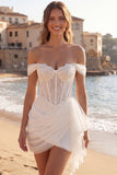 Robe de mariée courte corset ivoire froncée à épaules décalées avec volants
