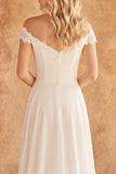 Robe de mariée en dentelle ivoire à épaules dénudées, ligne A