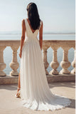 Robe de mariée en chiffon en V à col en V à traîne froncée