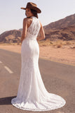 Robe de mariée sirène bohème en dentelle à col montant en ivoire