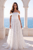 Robe de mariée en lade ivoire à épaules dénudées, traîne à balayage de lignes