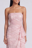 Robe formelle sirène rose clair rose clair et froncée sans bretelles