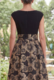 Robe noire A-Line à col bateau fleurie, Jasquard, haute basse, Mère de la Mariée avec nœud