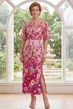 Robe de la mère de la mariée brodée en bateau fleuri fuchsia avec fente