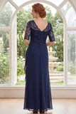 Robe longue mère de la mariée à perles en chiffon bleu marine avec volants
