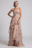 Robe de la mère de la mariée en tulle champagne à traînée dénudée-haute-basse