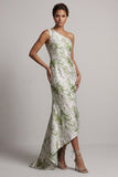 Robe de la mère de la mariée en fleurs vert clair à une épaule longue