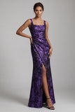 Robe fleurie de mère de la mariée à fronçages en sirène violet foncé