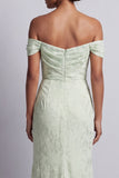 Robe longue de la mère de la mariée en forme de sirène fleurie vert clair avec fente