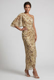 Robe longue fleurie champagne froncée de la mère de la mariée avec cape latérale