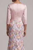 Robe de la mère de la mariée à fleurs à col bateau à col bateau longue sirène fleurie avec poches