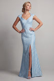 Robe de la mère de la mariée à manches de sirène bleue avec fente